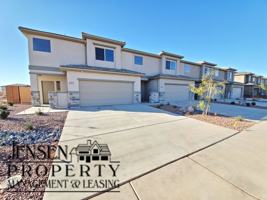 featured image of 321 W Red Vista Dr