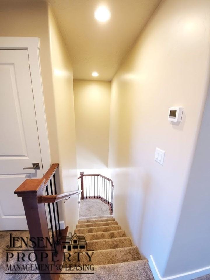 321 W Red Vista Dr - Photo 5 of 49