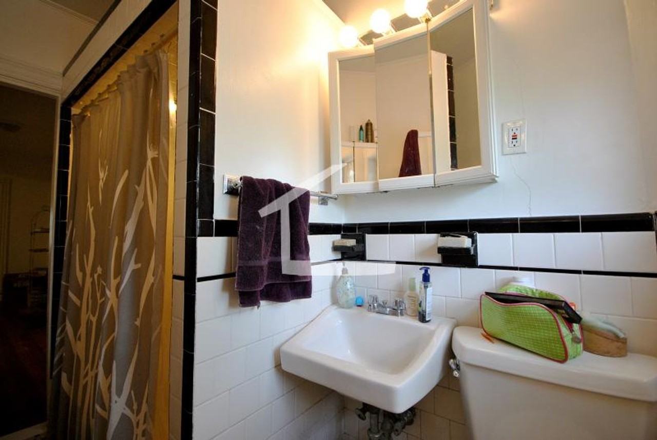 45 Addington Rd - Photo 5 of 9