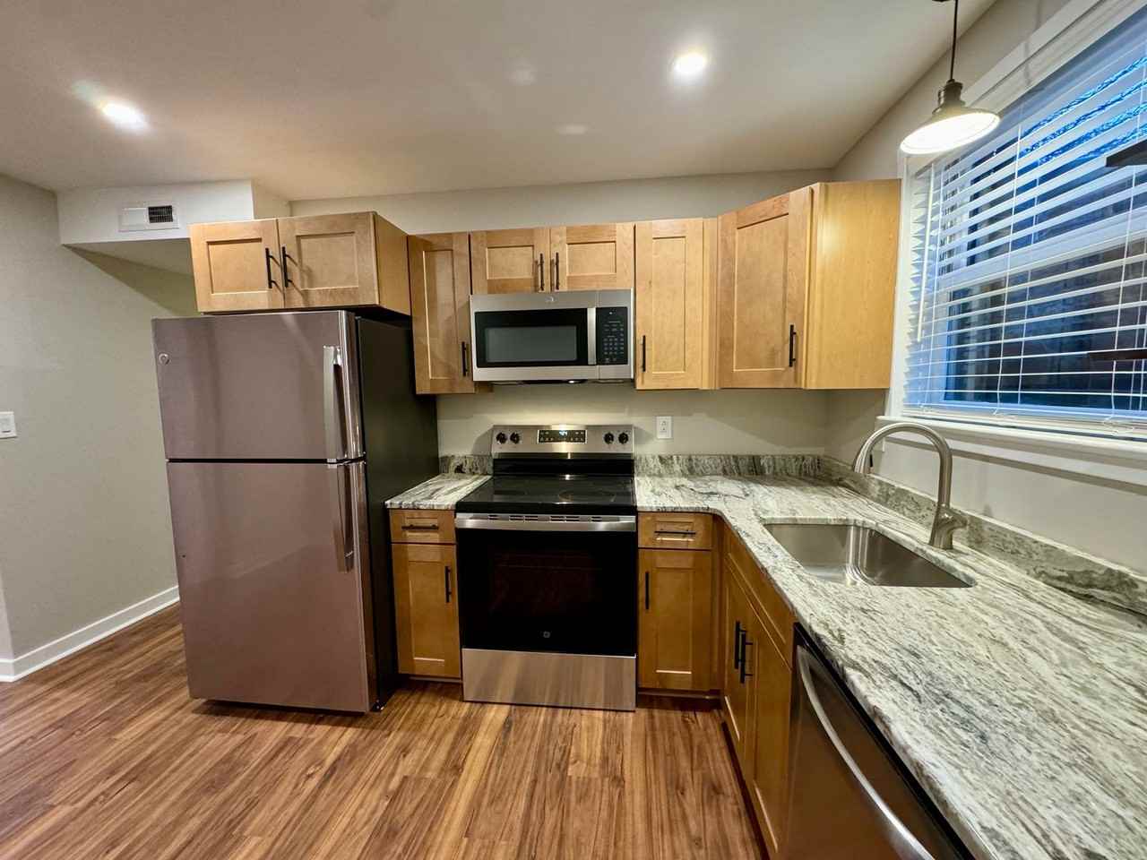 1003 Giles Rd #D - Photo 3 of 13