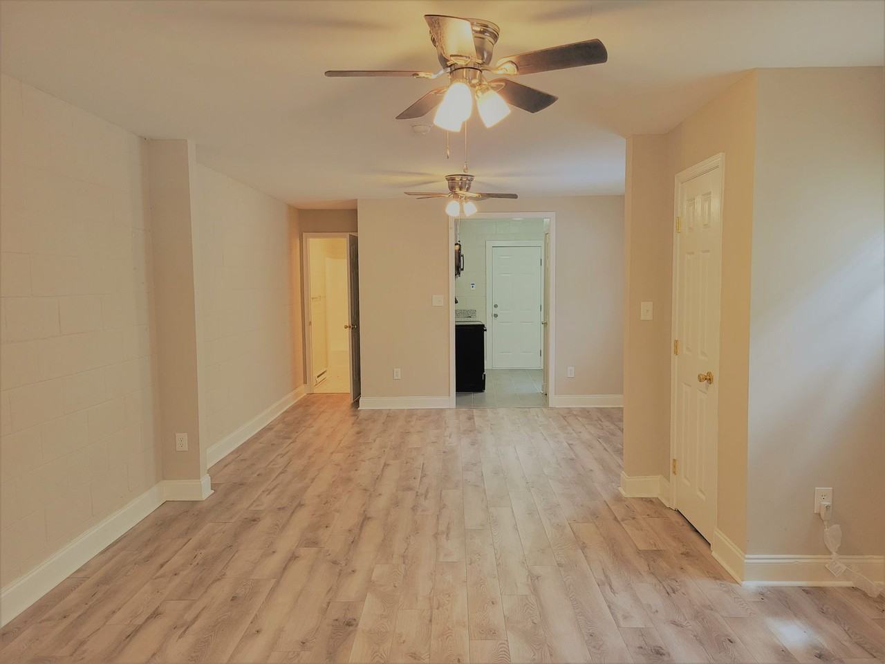 NORTH20TH ST 927 - Photo 2 of 11