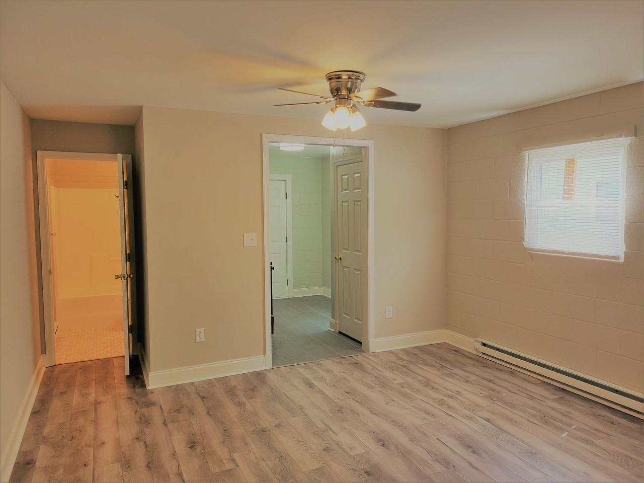 NORTH20TH ST 927 - Photo 4 of 11