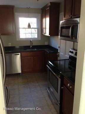 820-822/784-786 HENRIETTA - Photo 3 of 5