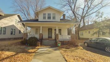 featured image of 322 N 16th St