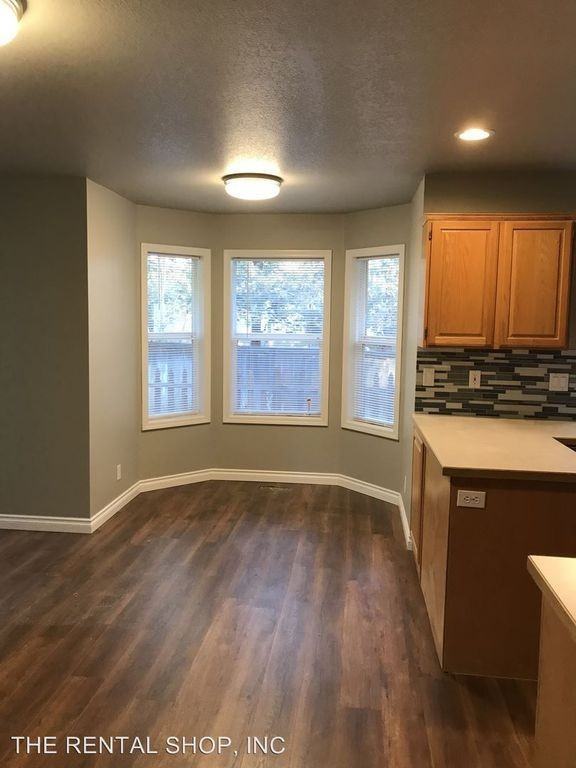 1798 Se Ironwood Ct - Photo 5 of 13