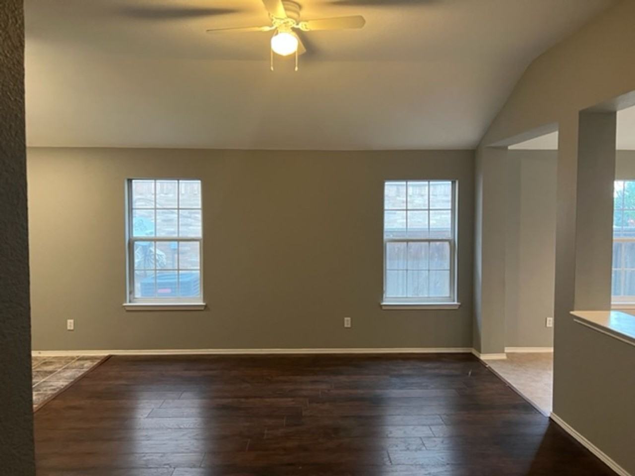 4849 Star Ridge Dr - Photo 3 of 11