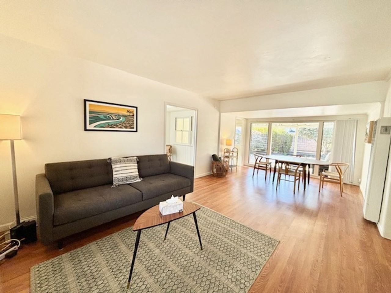 211 Eva St - Photo 2 of 20