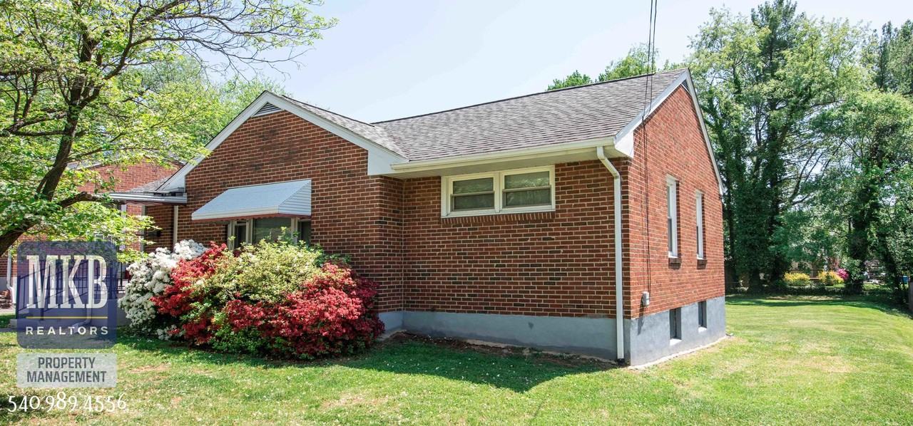 2615 Churchill Dr Nw ##Nw - Photo 2 of 19