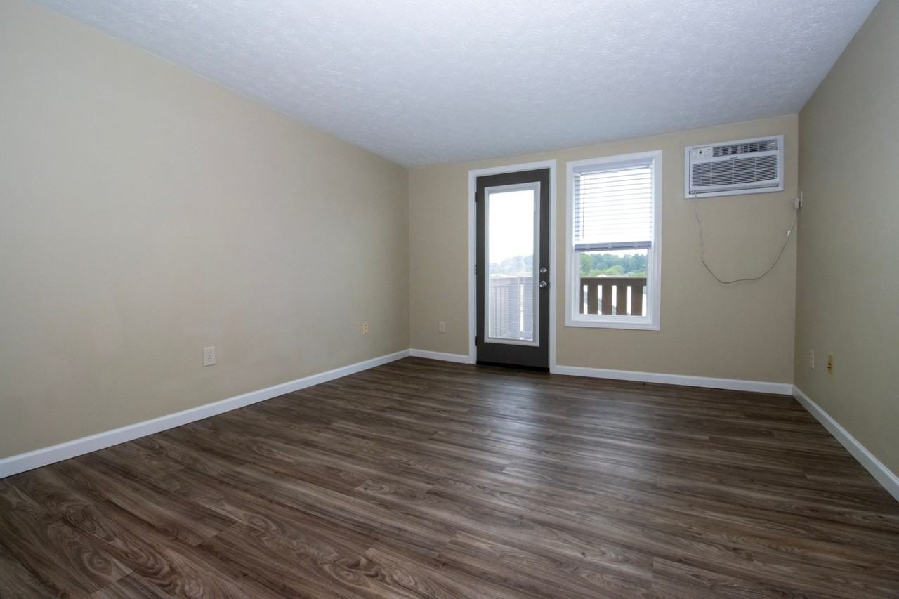 930 Hostetler Rd #H - Photo 2 of 15