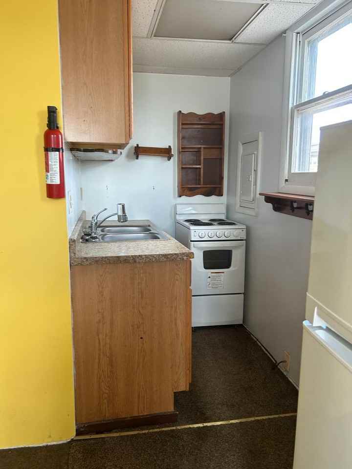 Pomfret Suites - Photo 3 of 21