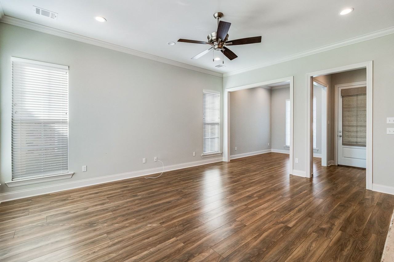 318 Benedict Dr - Photo 6 of 23