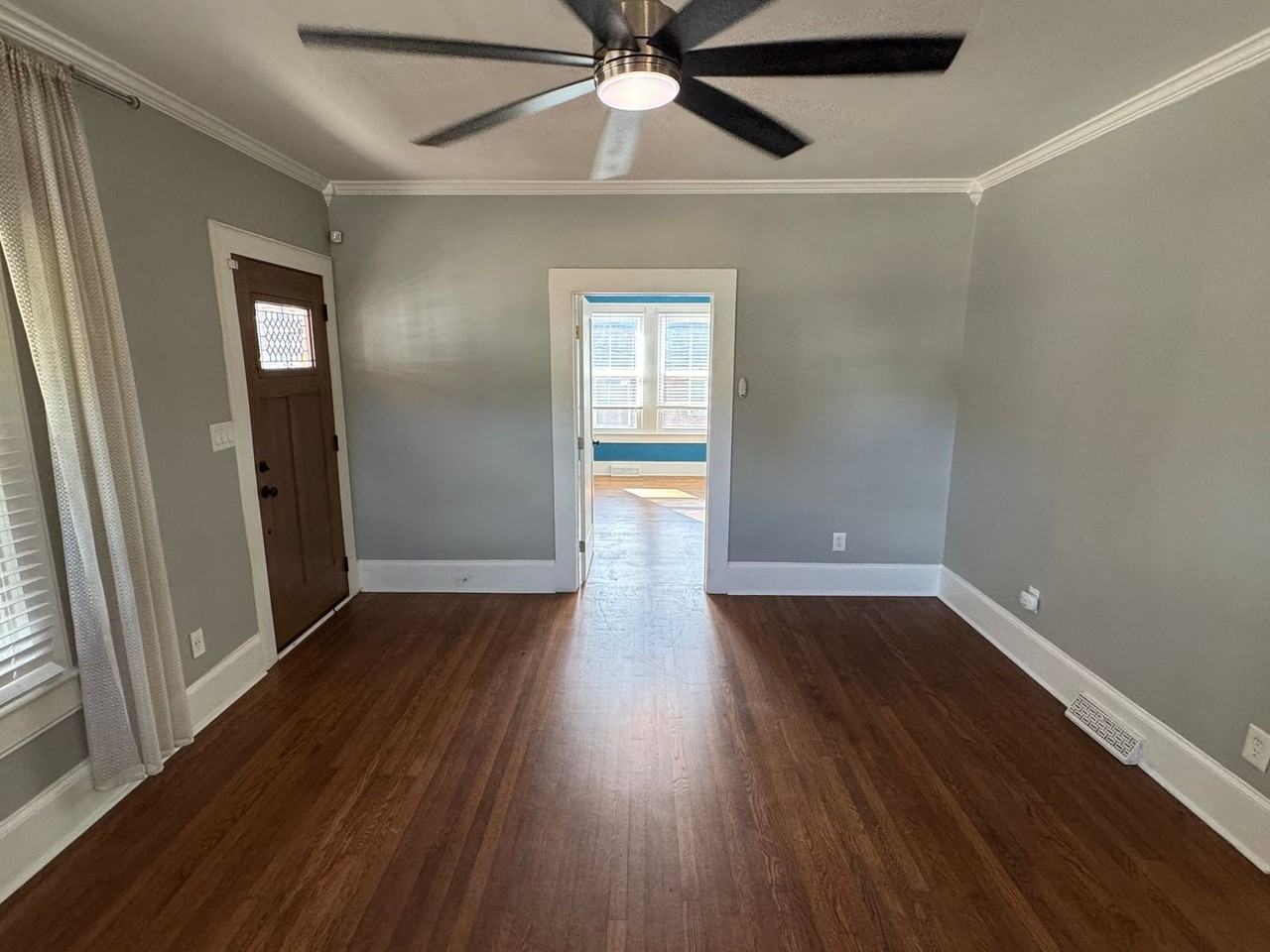 1711 Harrill St - Photo 3 of 18