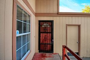 featured image of 466 1/2 Carson Lake Dr