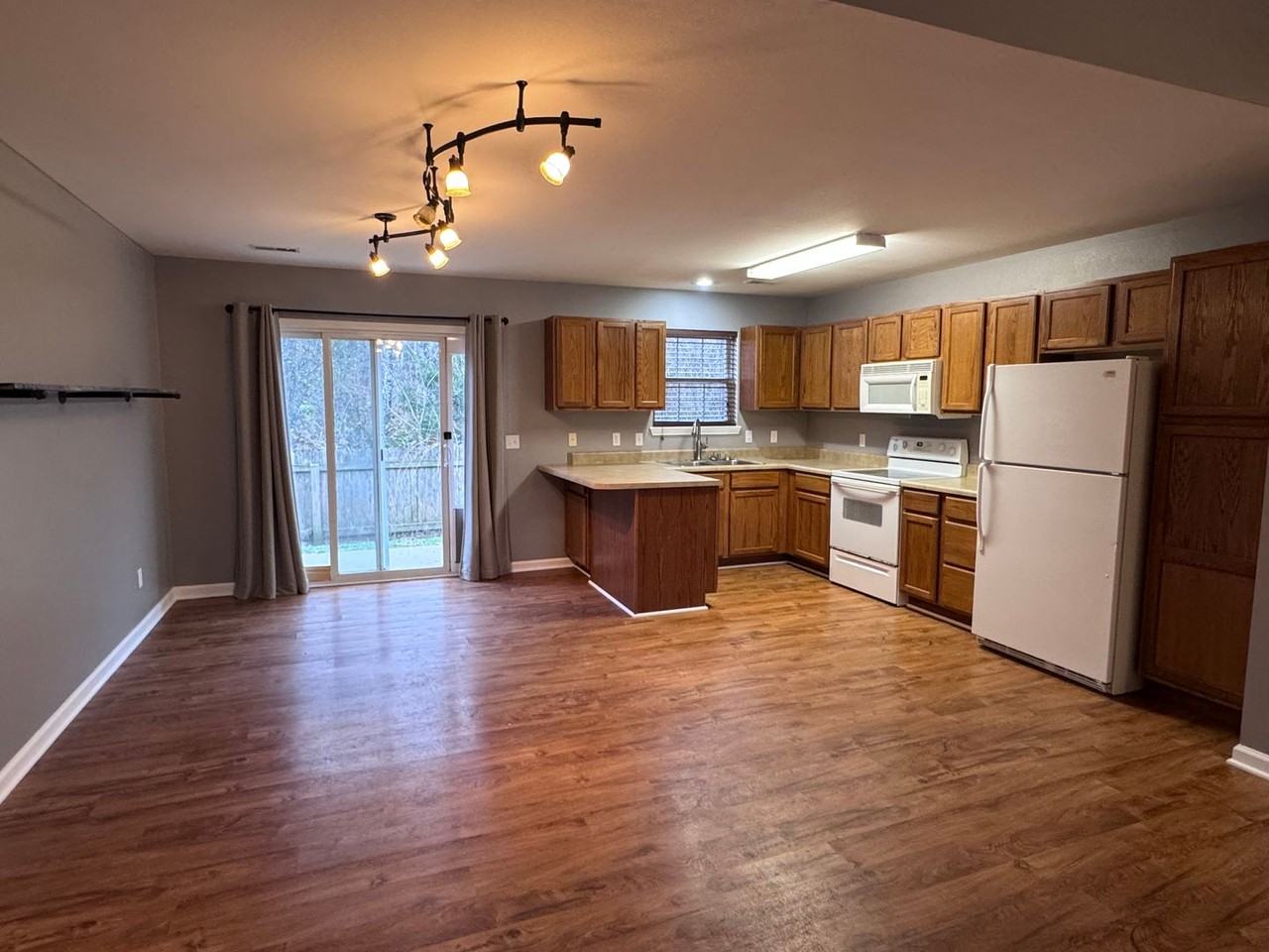 15984 Tracker Ln - Photo 3 of 15