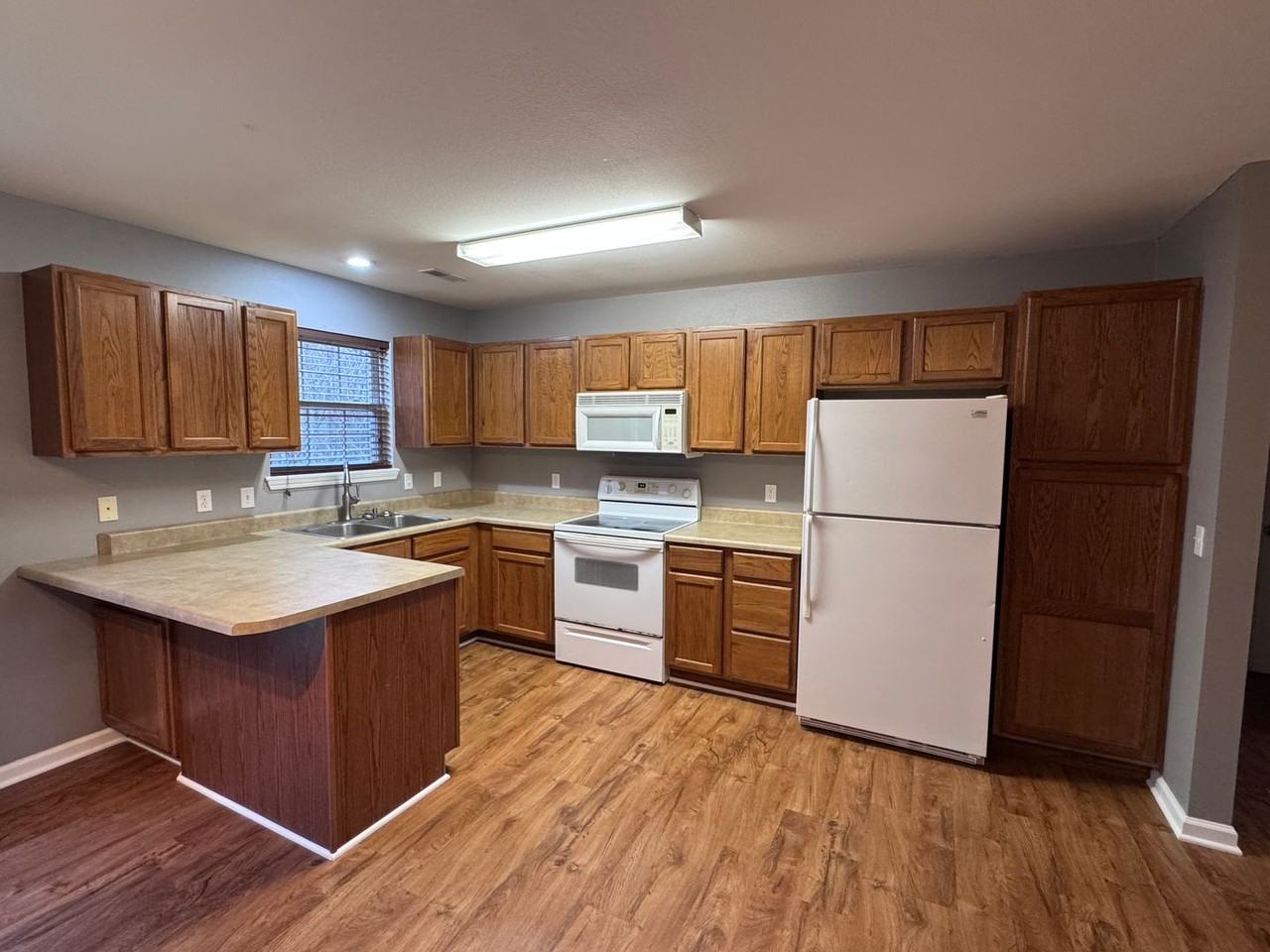 15984 Tracker Ln - Photo 4 of 15