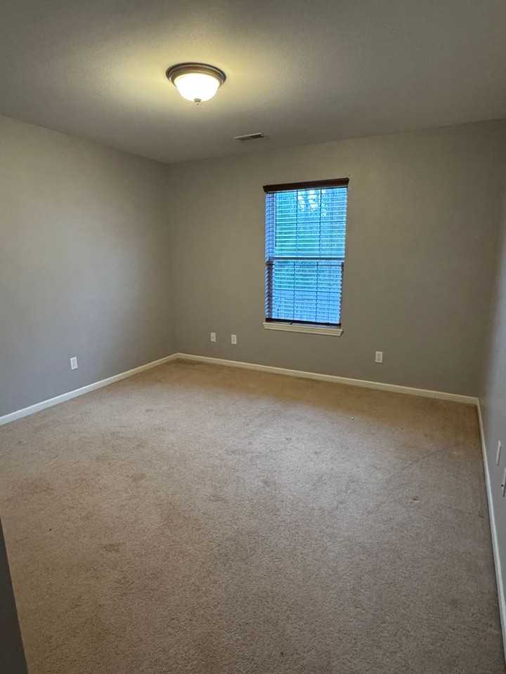 15984 Tracker Ln - Photo 5 of 15