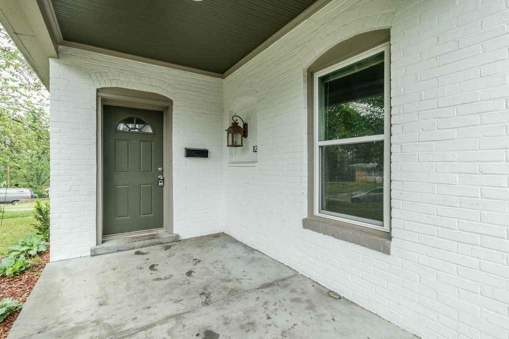820 E Spring St - Photo 2 of 22
