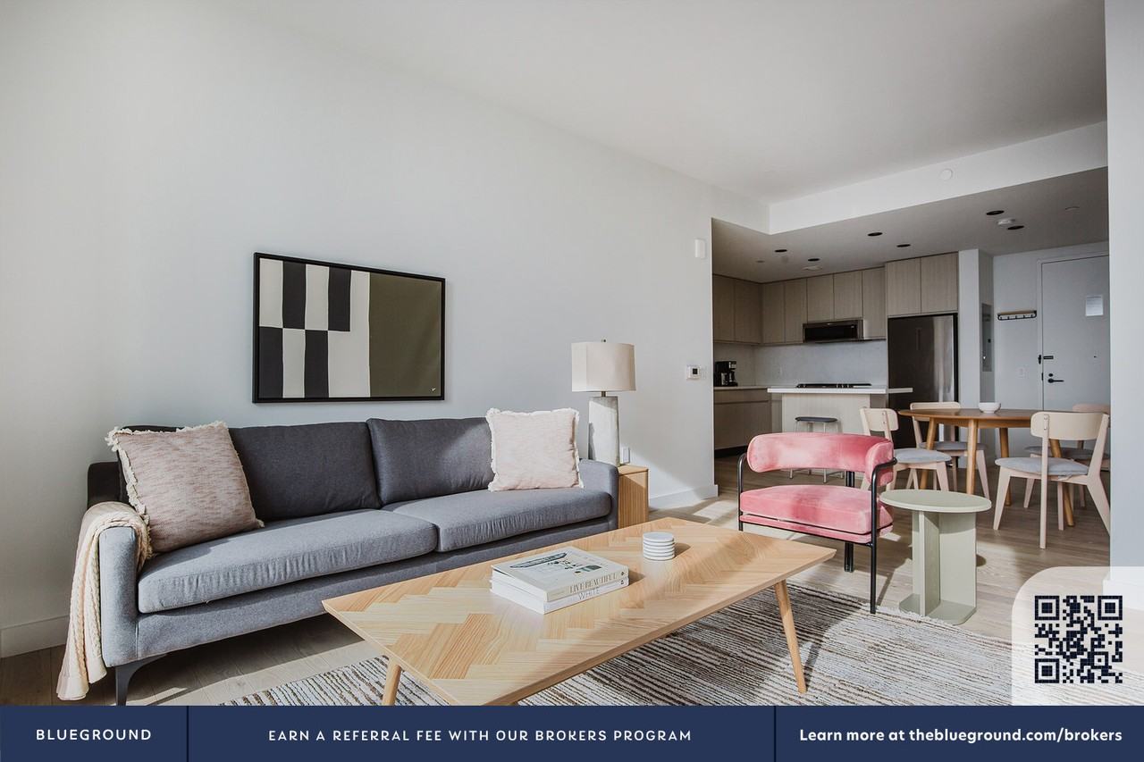 540 Fulton Street - Photo 4 of 33