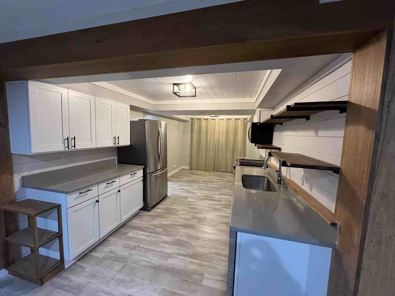 330 Sunnyside St Sw #NA - Photo 3 of 17