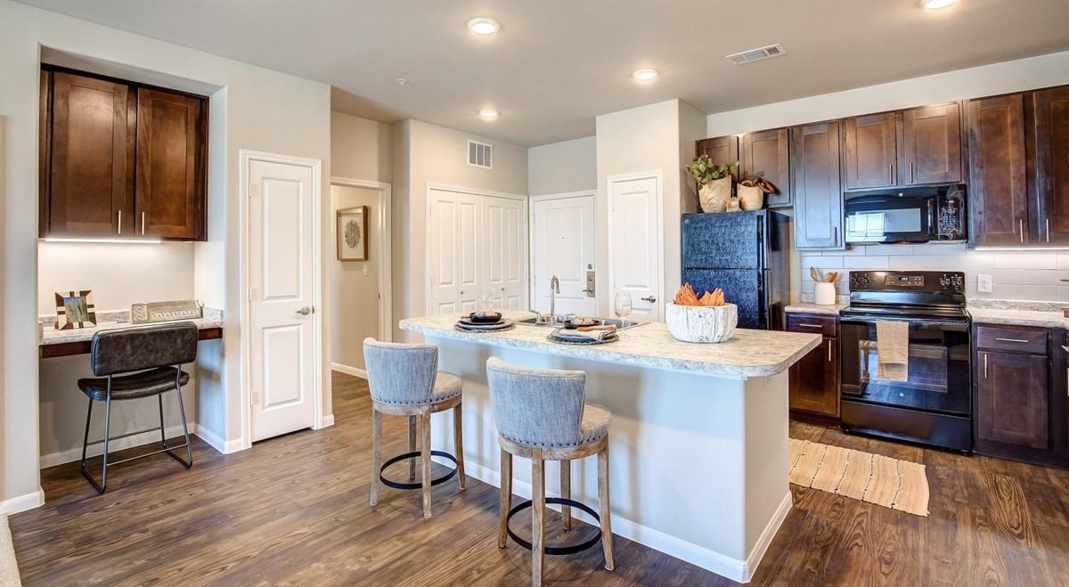 4503 Samuel Way #000 - Photo 4 of 5