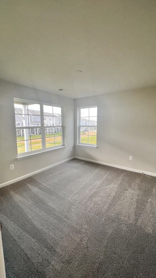 135 Telluride Way - Photo 5 of 50