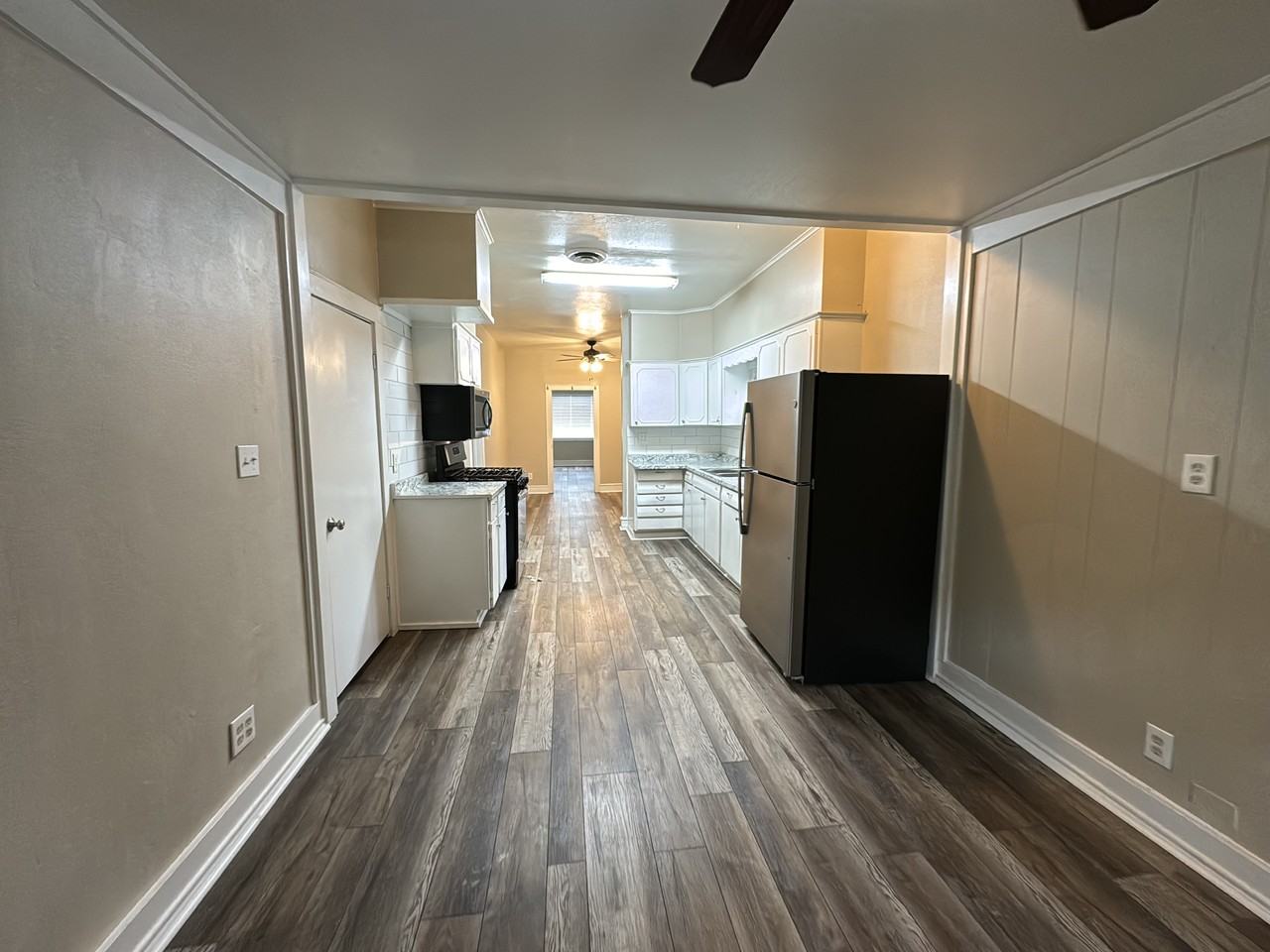 817 Se 18th St #NA - Photo 3 of 6