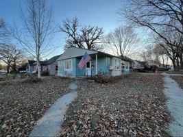 featured image of 825 N Washington St #NA