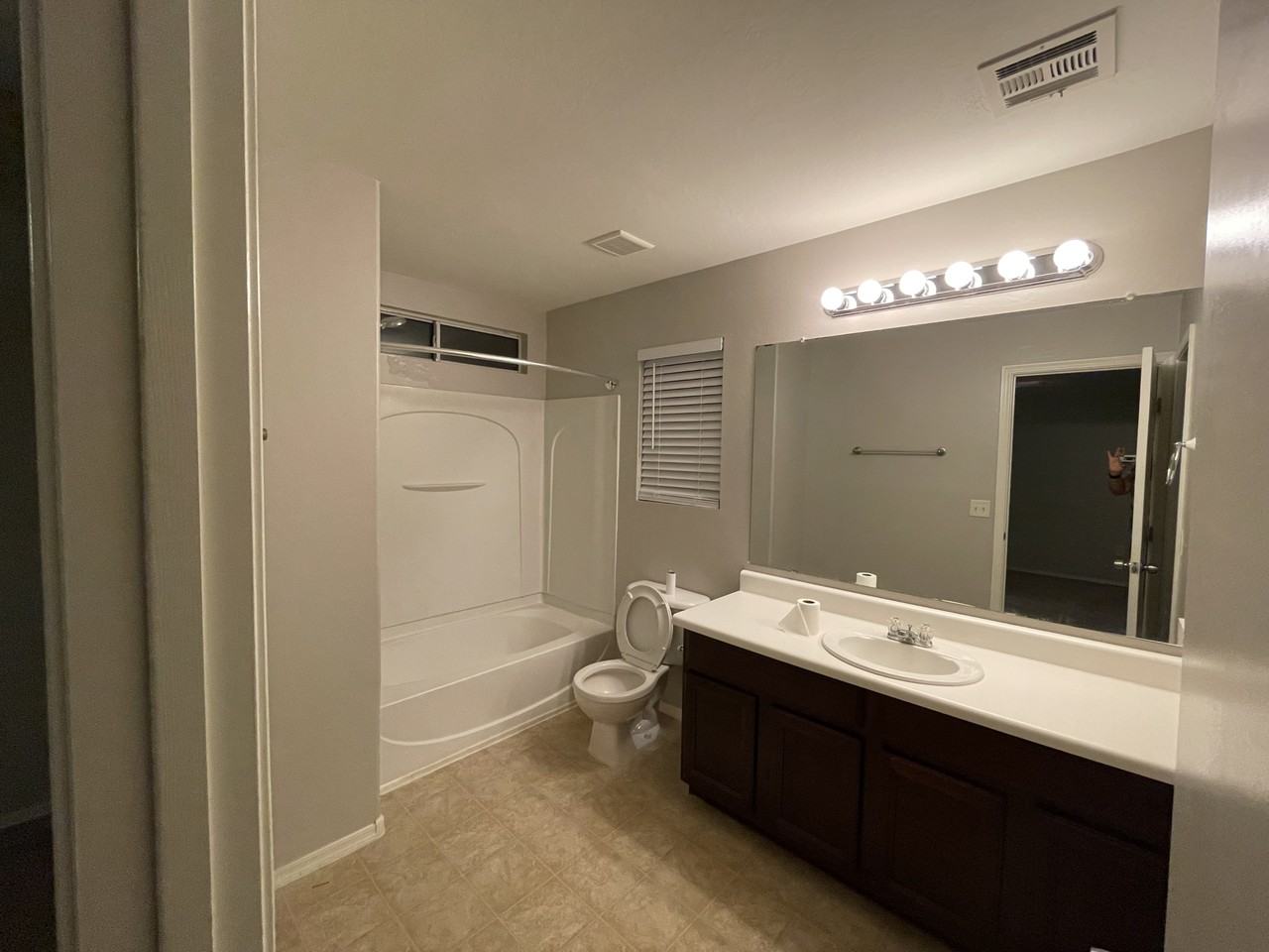 1568 S Jacana Ln #NA - Photo 6 of 10