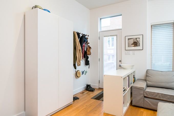 70 Manning Avenue #MAIN - Photo 2 of 13