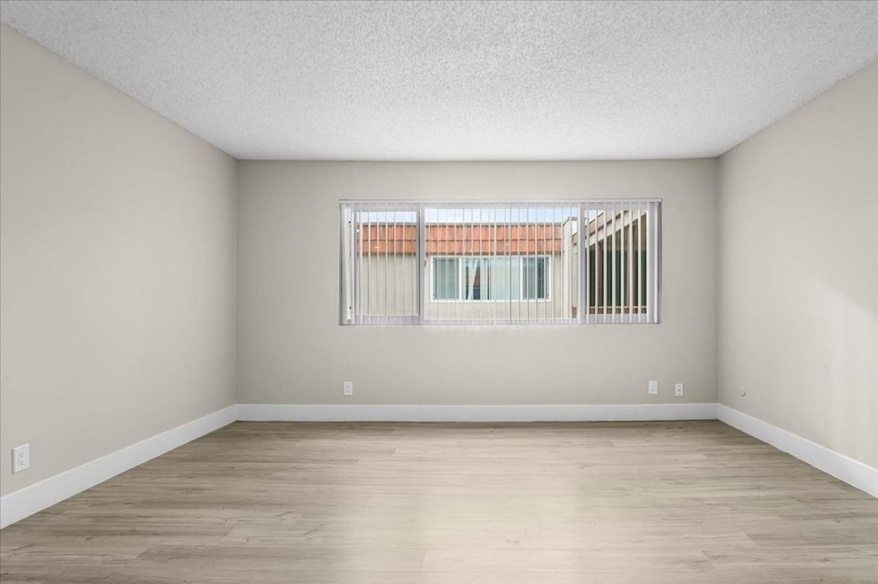 Sherwood Forest Apartments - Photo 3 of 40