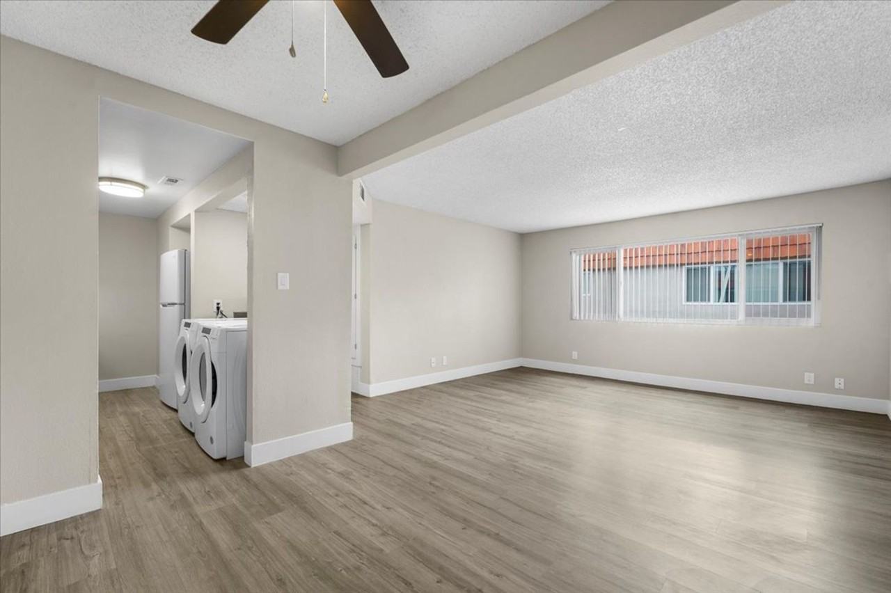 Sherwood Forest Apartments - Photo 2 of 41