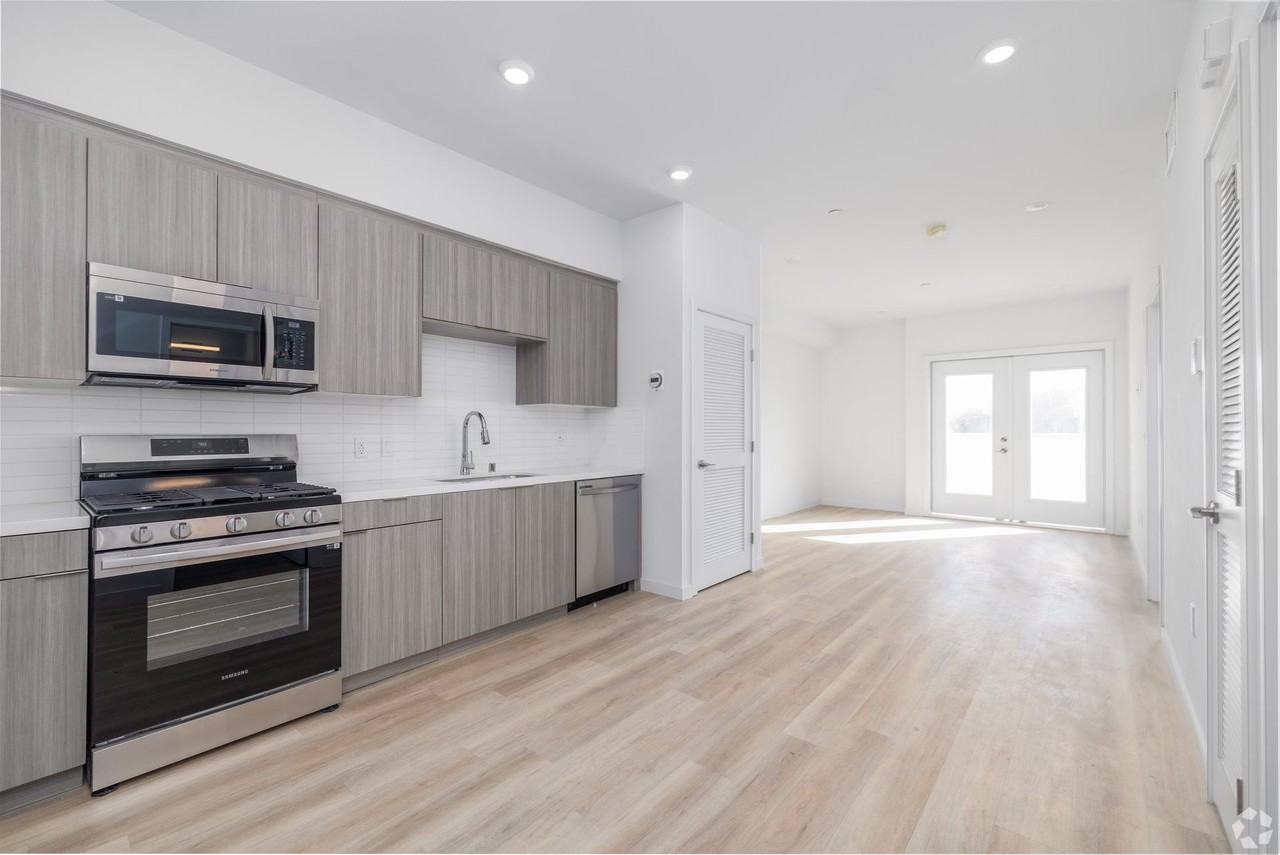 Thrive Apartments - Photo 3 of 7