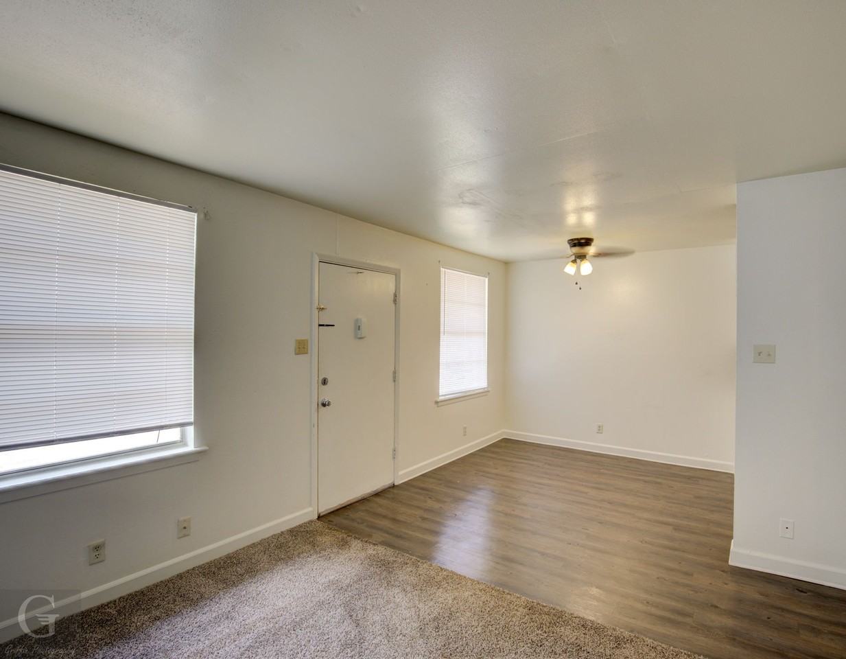 Willow Park Apartments - Photo 2 of 11