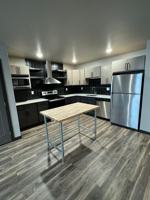 featured image of 226 E Greenfield Ln