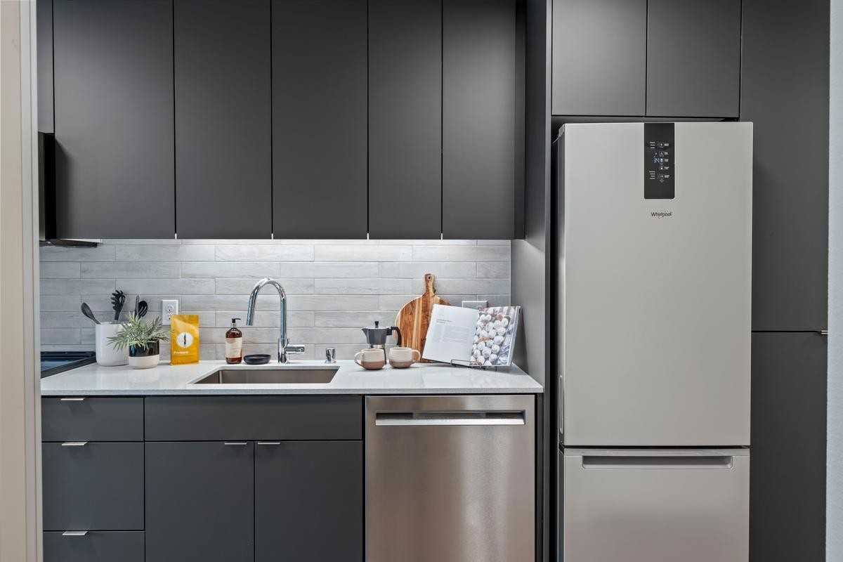 417 2nd Ave W - Photo 7 of 27