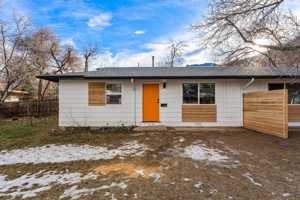 featured image of 1224 Jay St