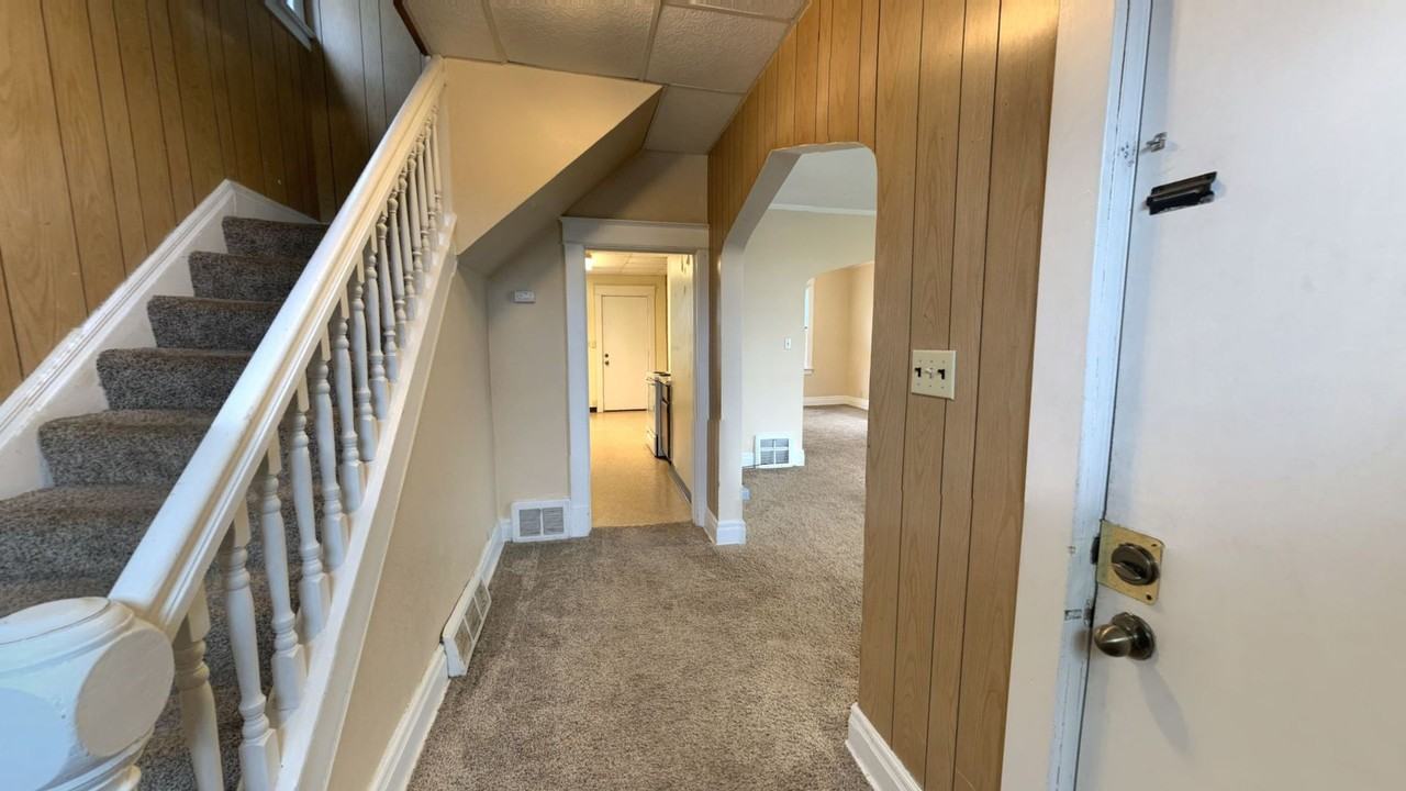 425 E 5th St - Photo 7 of 15