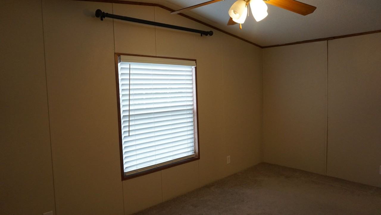 3930 Rowell Road - Photo 3 of 22