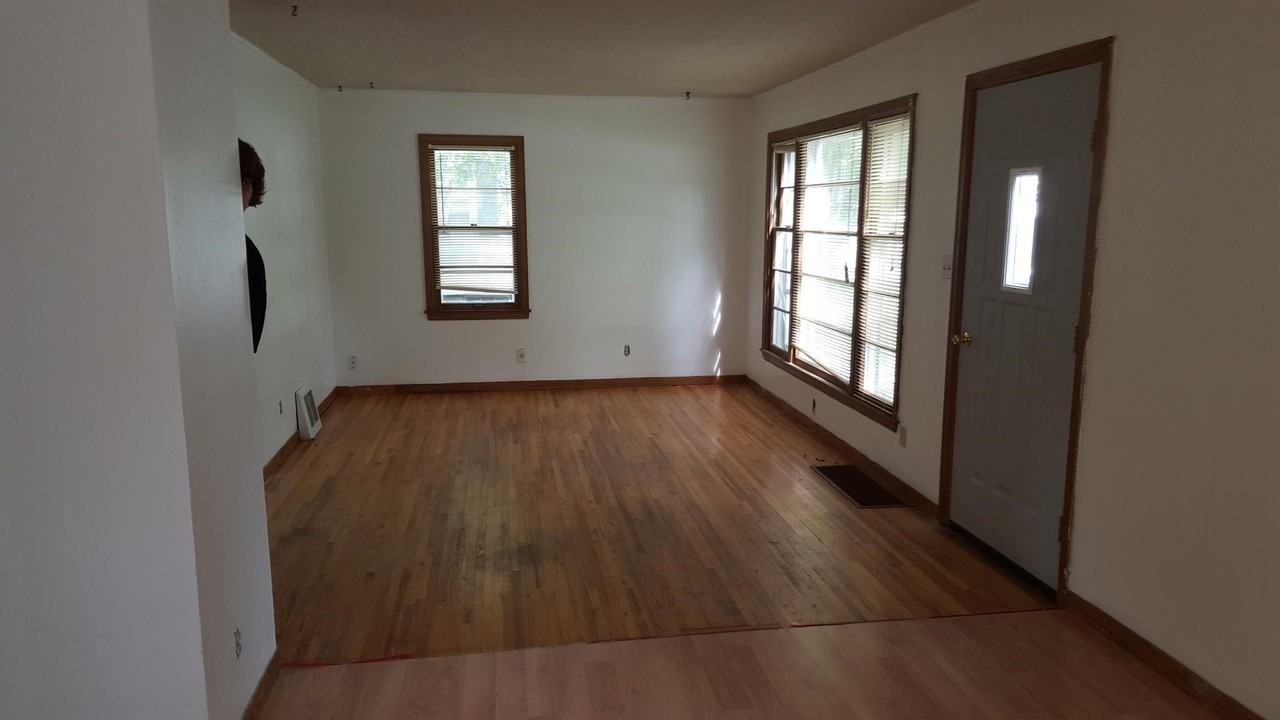 1706 4th Ave Sw - Photo 3 of 10