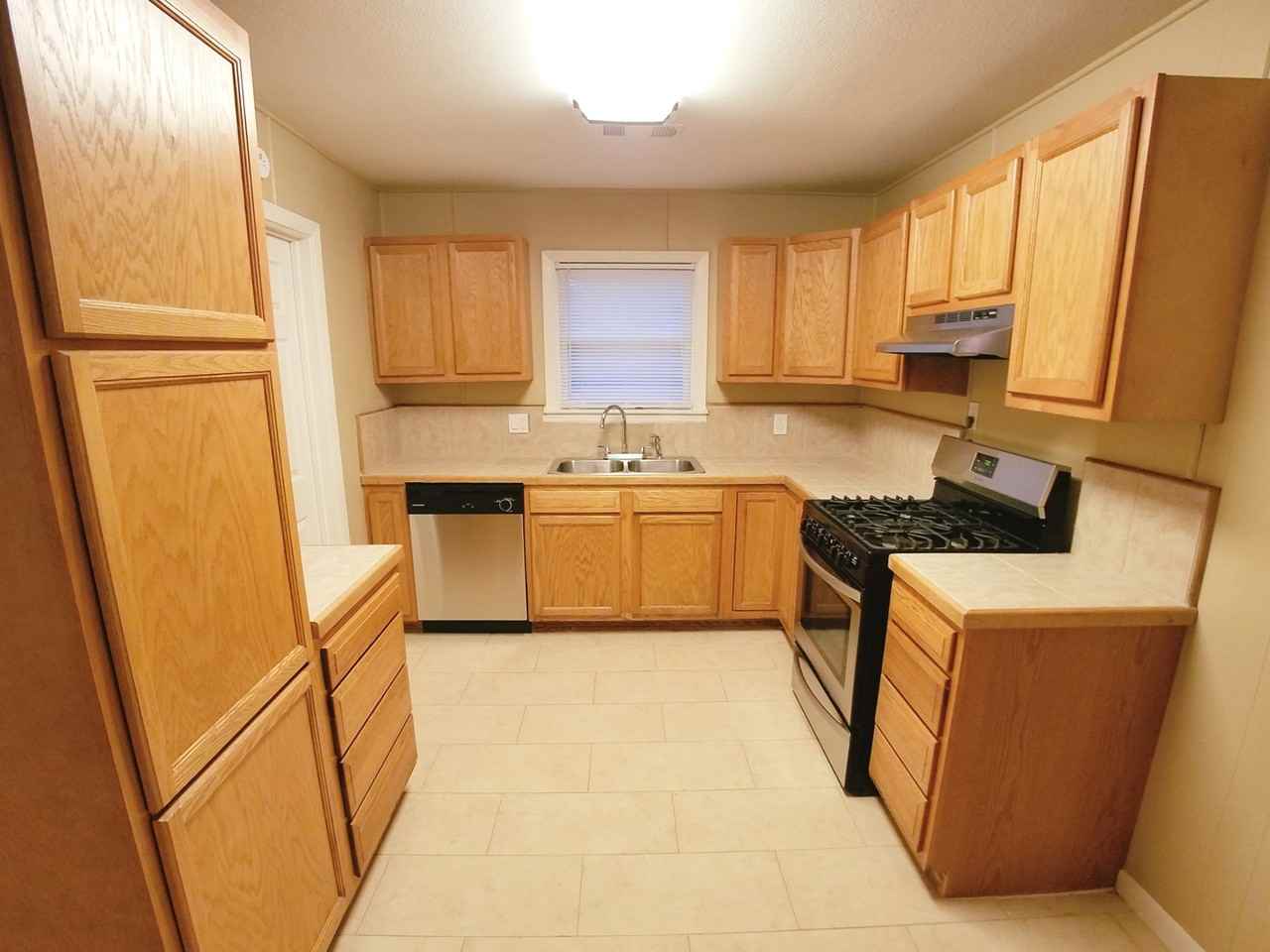 3310 Marvin Rd - Photo 7 of 21