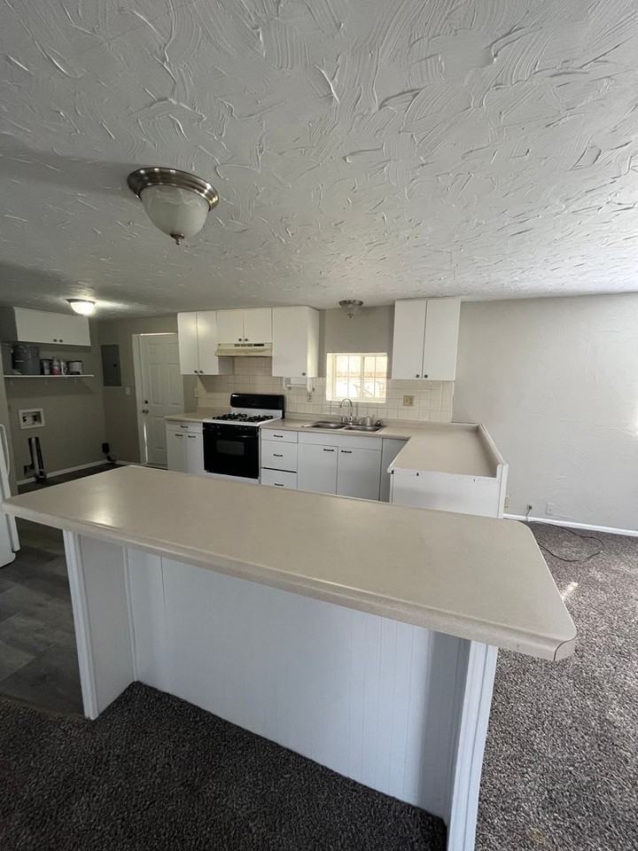 3755 W 1200 N - Photo 3 of 16