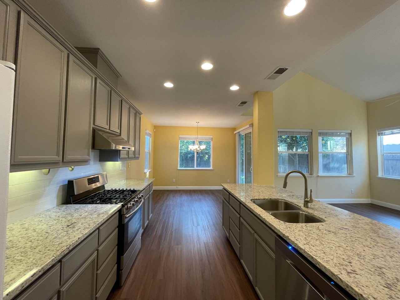 5638 Arnerich Ct - Photo 3 of 19