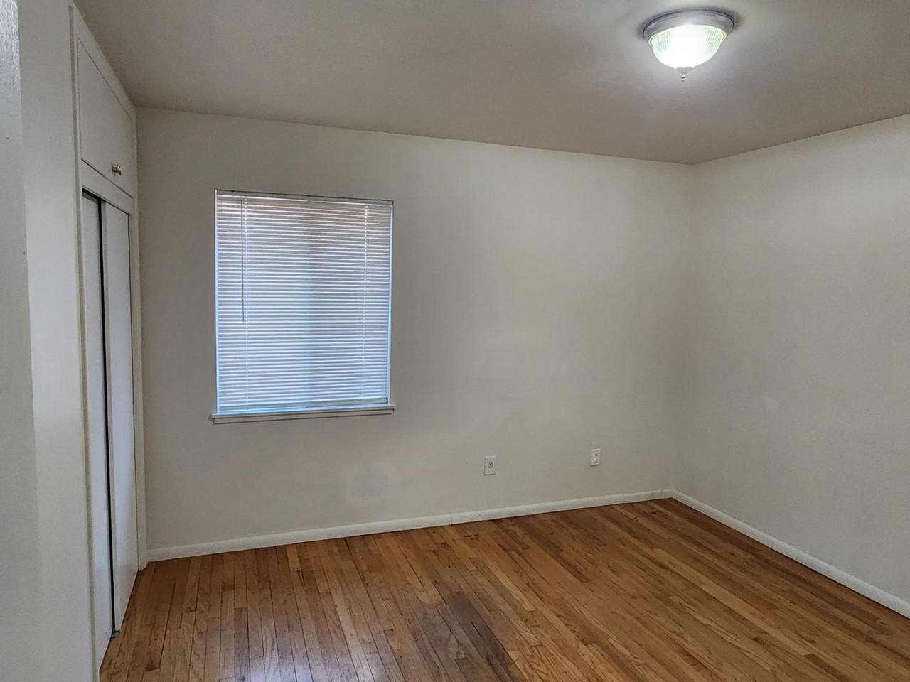 1316 Edith Dr - Photo 2 of 17