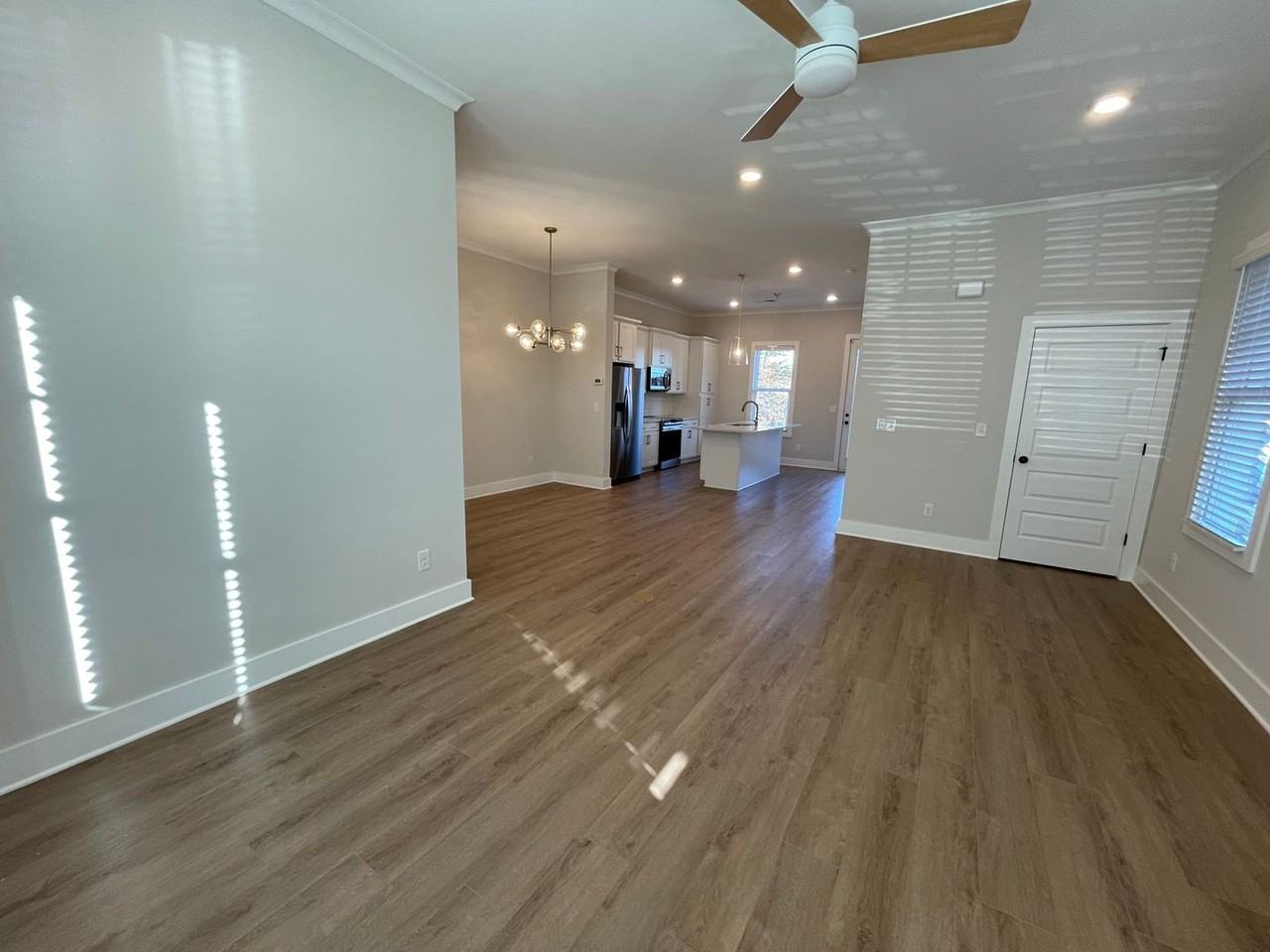 4874 Silas Ave - Photo 2 of 15