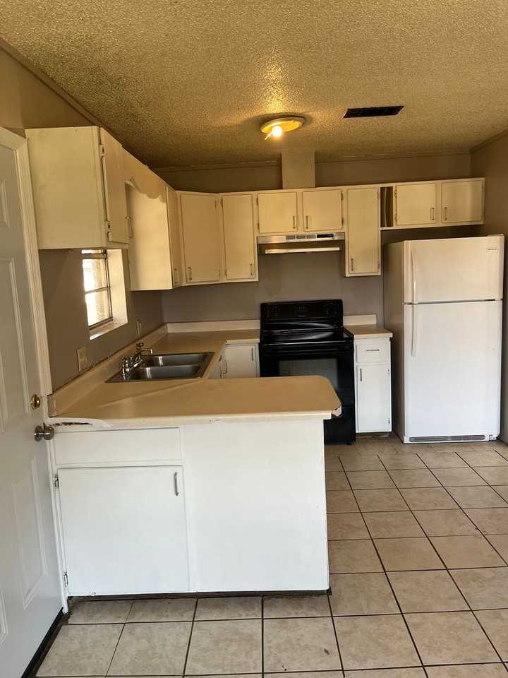 6 Homestead Ter - Photo 4 of 10