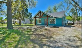 3803 N Redmond Ave - Photo 1 of 1