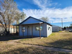 900 E Danube St - Photo 1 of 1