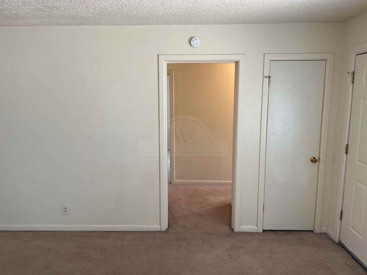 804 Jefferis Ave - Photo 4 of 28