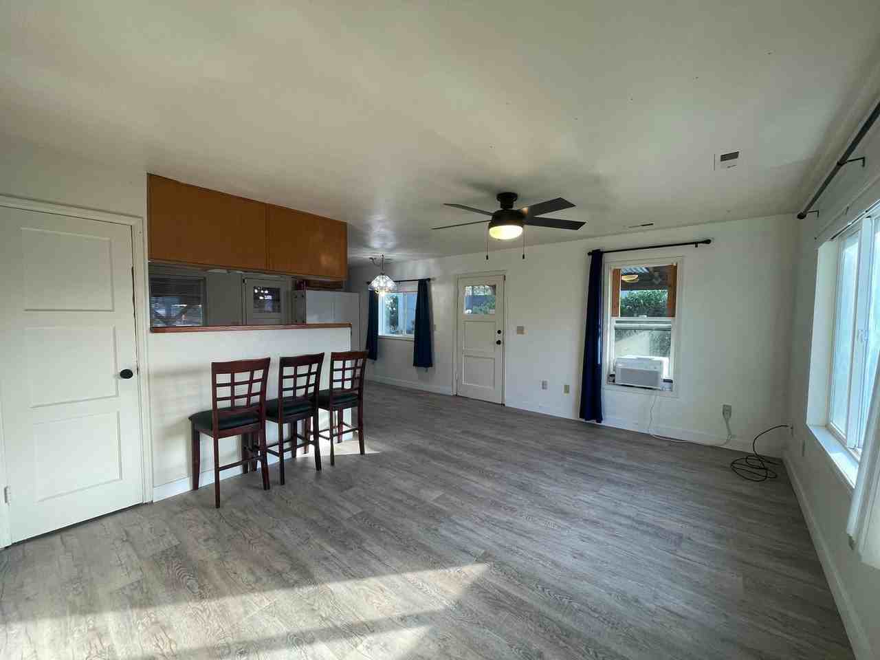 2621 Reid Ave - Photo 3 of 17