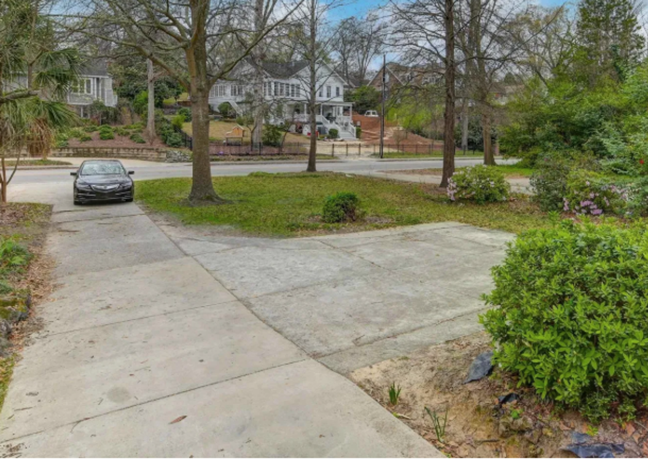 2305 Blossom St - Photo 5 of 50